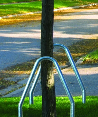 Baumschutzbügel